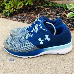 Under Armour Sneakers